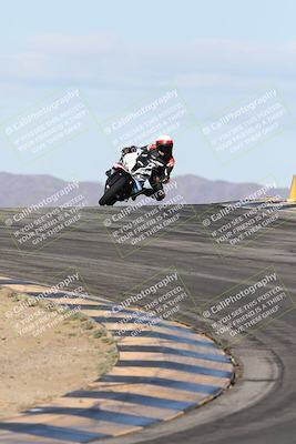 media/Nov-16-2025-Race Pace (Sun) [[8c5fa54630]]/Verified Riders/1-Turns 9 and 10 (925am)/